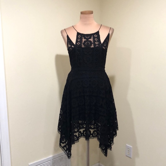 Free People Just Like Honey Dress Size 2 Black Floral Lace Asymmetrical Hem - Picture 2 of 10